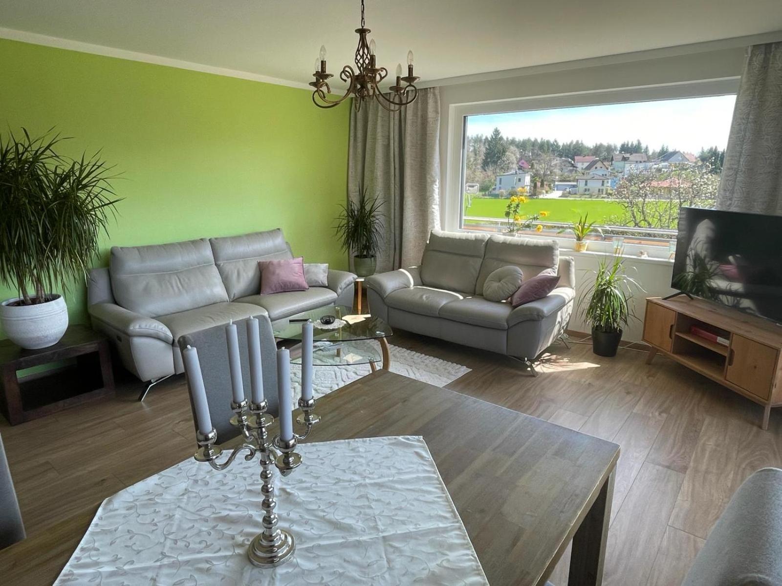 Appartamento Haus Bergblick Villach Esterno foto